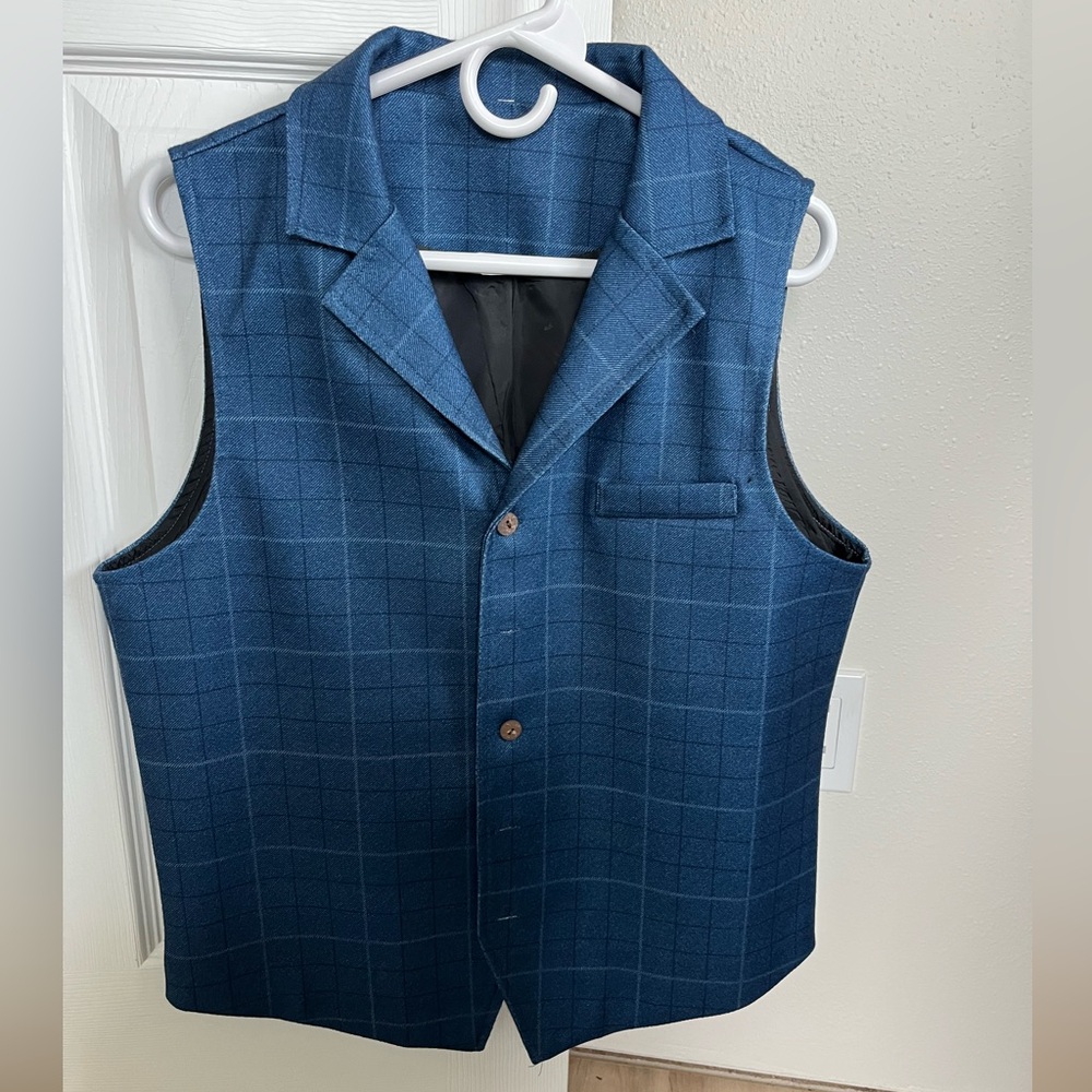 Men’s Blue Plaid Vest (size M)